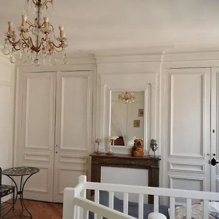 Les Papillons De St Leonard 아파트 옹플뢰르